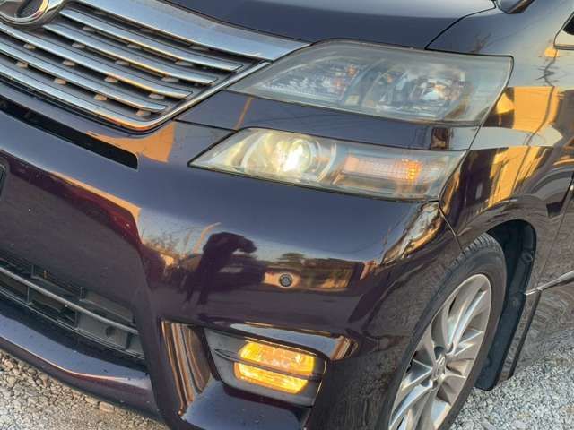 TOYOTA VELLFIRE 2010