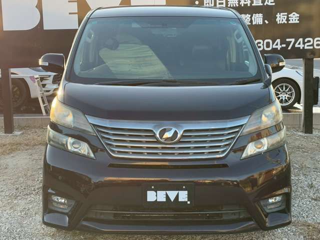 TOYOTA VELLFIRE 2010