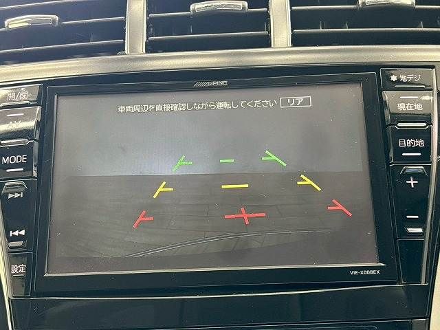 TOYOTA PRIUS Alpha 2013