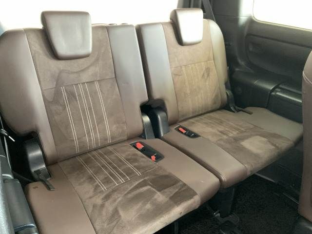 TOYOTA ESQUIRE HYBRID 2017