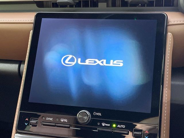 TOYOTA LEXUS LBX 2024