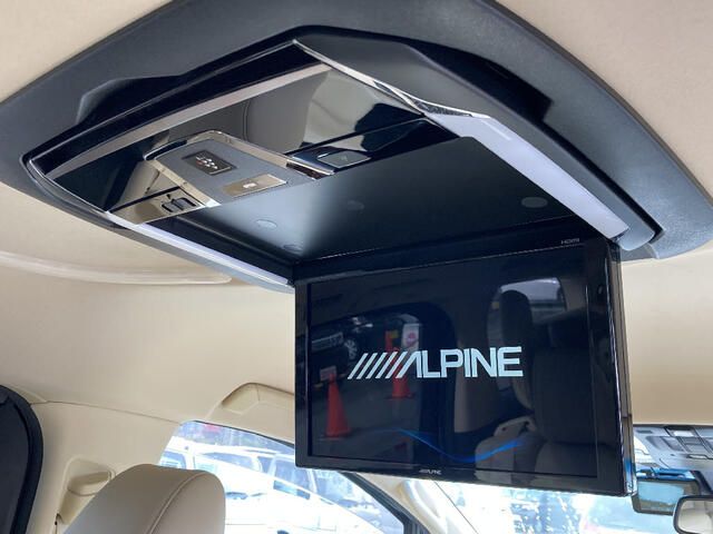 TOYOTA VELLFIRE  HYBRID 4WD 2018