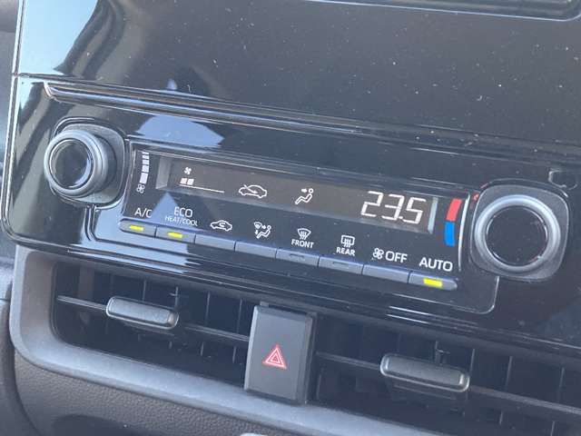 TOYOTA SIENTA HYBRID 2023