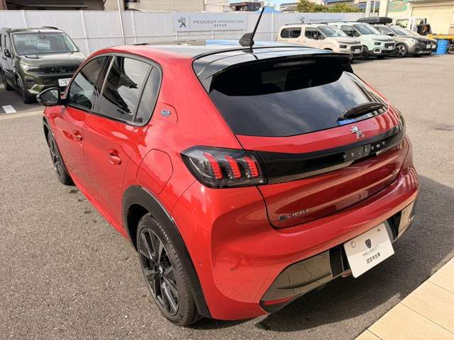 PEUGEOT PEUGEOT e-208 2024