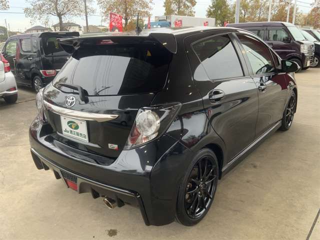 TOYOTA VITZ 2014