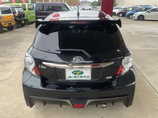 TOYOTA VITZ 2014