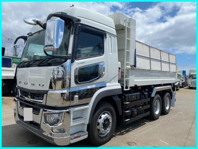 MITSUBISHI FUSOU SUPER GREAT 2023