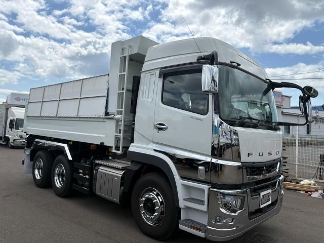 MITSUBISHI FUSOU SUPER GREAT 2023