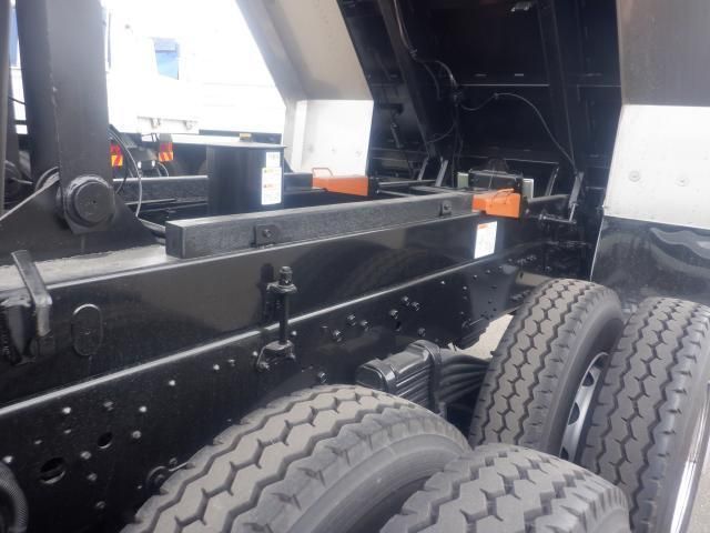 MITSUBISHI FUSOU SUPER GREAT 2023