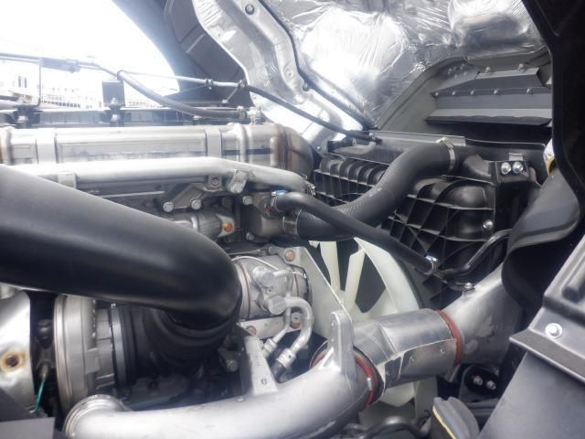 MITSUBISHI FUSOU SUPER GREAT 2023