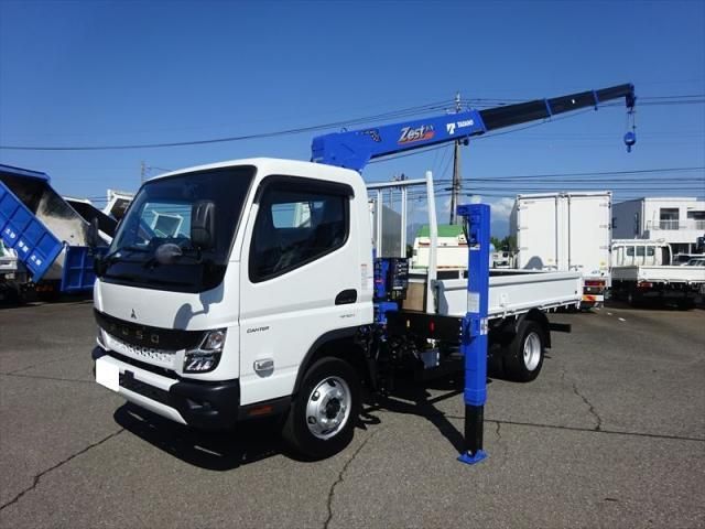 MITSUBISHI CANTER 2024