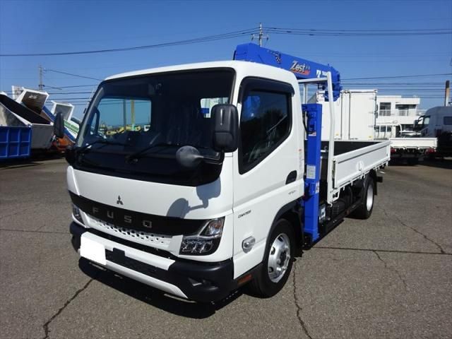 MITSUBISHI CANTER 2024