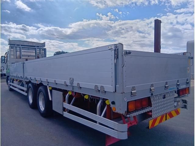 MITSUBISHI FUSOU SUPER GREAT 2013