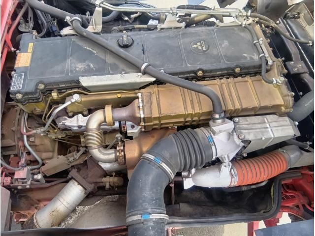 MITSUBISHI FUSOU SUPER GREAT 2013