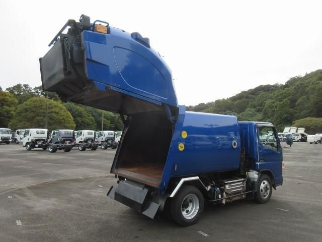 MITSUBISHI CANTER 2017