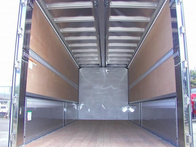 MITSUBISHI FUSOU FIGHTER 2024