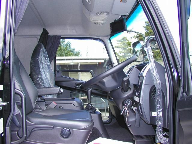 MITSUBISHI FUSOU FIGHTER 2024