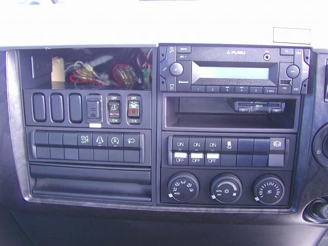 MITSUBISHI FUSOU FIGHTER 2024