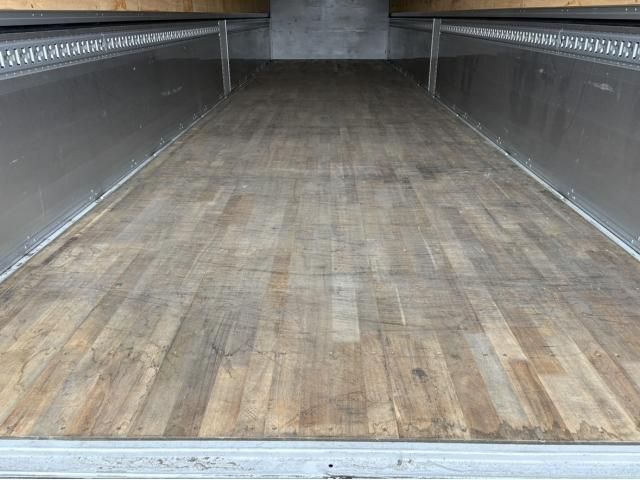 NISSAN DIESEL Quon 2023