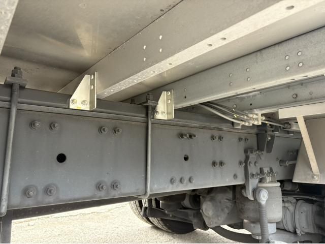 NISSAN DIESEL Quon 2023