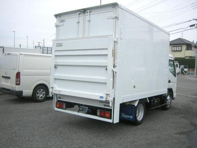 MITSUBISHI CANTER 2010