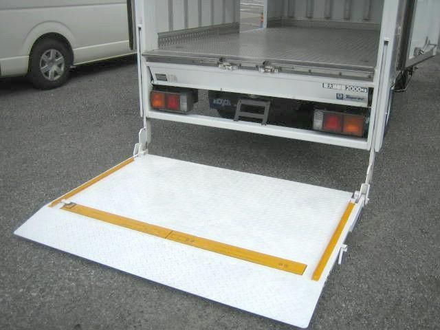 MITSUBISHI CANTER 2010