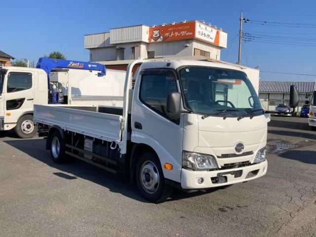 HINO DUTRO 2020