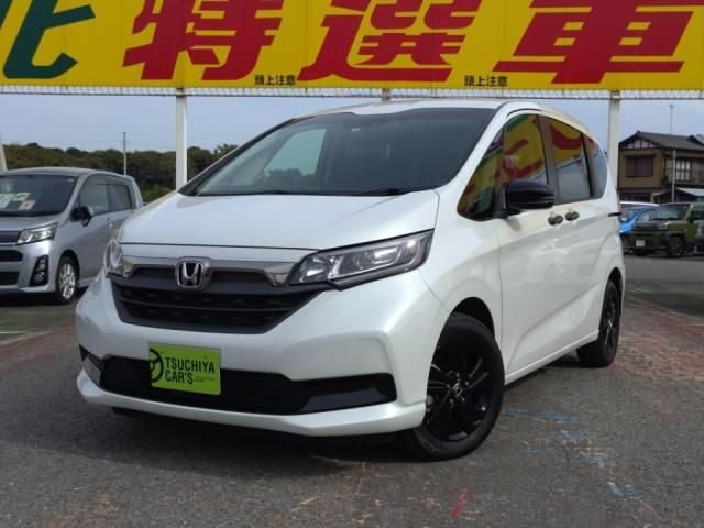 HONDA FREED HYBRID 2022