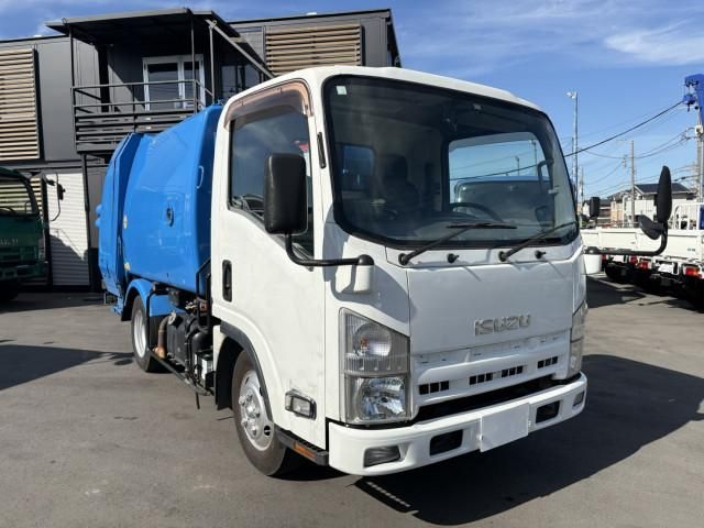 ISUZU ELF 2013