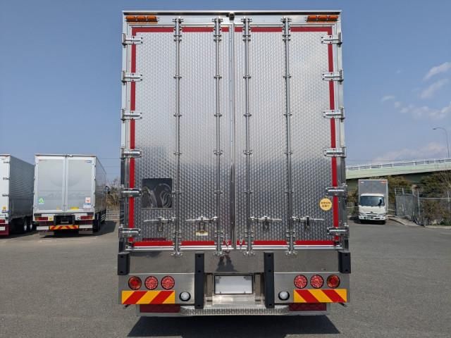 NISSAN DIESEL Quon 2019