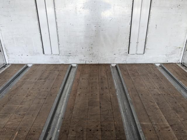 NISSAN DIESEL Quon 2019