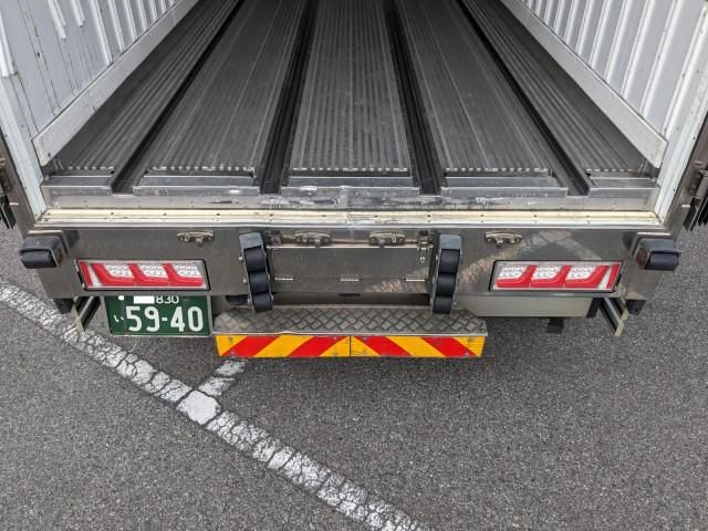 MITSUBISHI FUSOU SUPER GREAT 2018