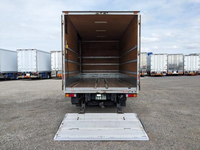 MITSUBISHI CANTER 2014