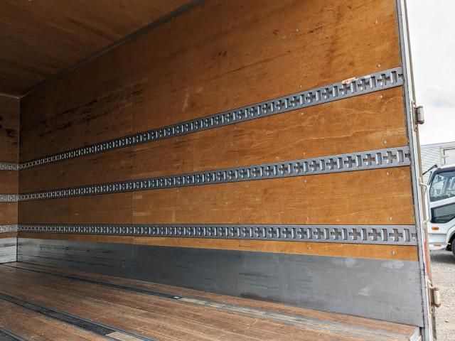 MITSUBISHI CANTER 2014