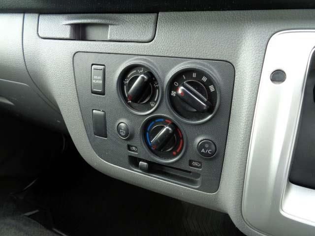 NISSAN NV350 CARAVAN 4WD 2019