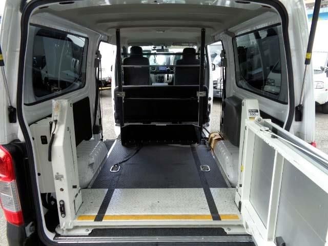 NISSAN NV350 CARAVAN 4WD 2019