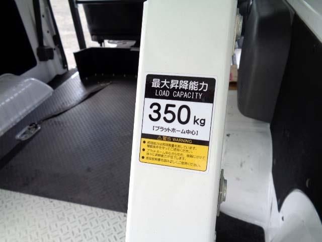 NISSAN NV350 CARAVAN 4WD 2019