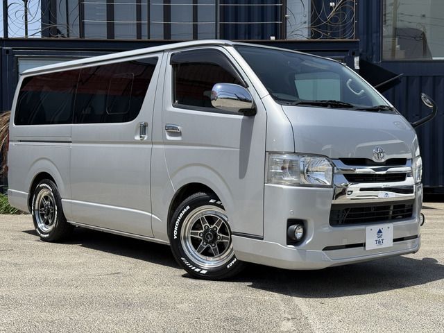 TOYOTA HIACE van 2WD 2017