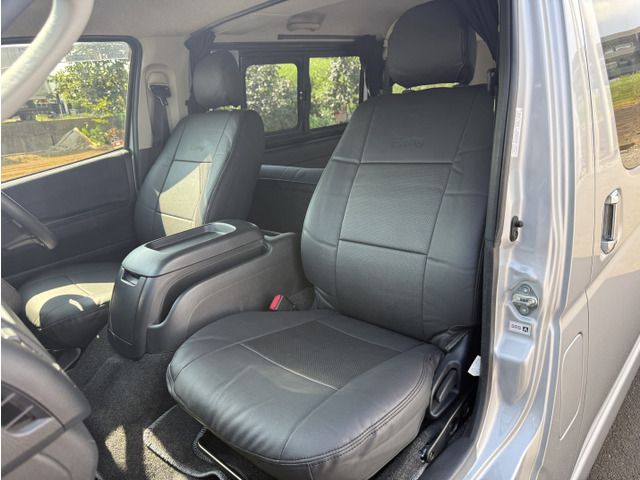 TOYOTA HIACE van 2WD 2017