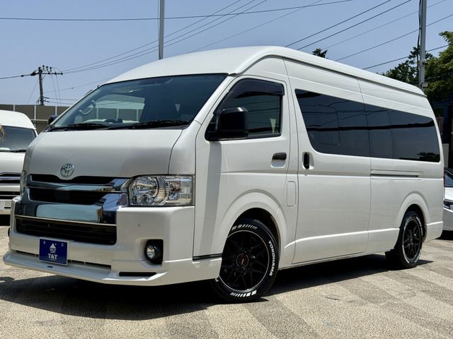 TOYOTA HIACE van 4WD 2020