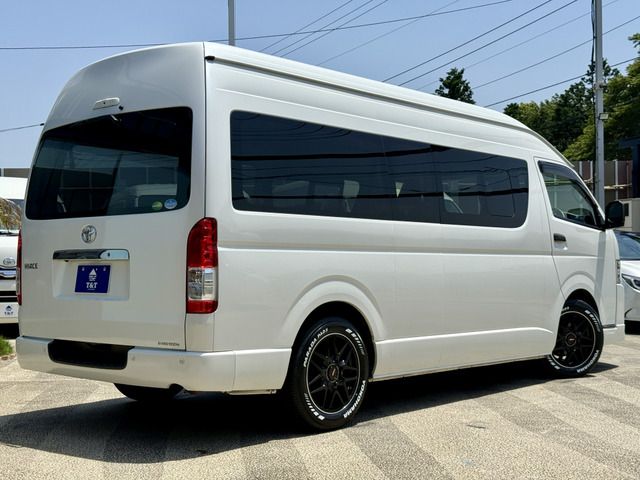 TOYOTA HIACE van 4WD 2020