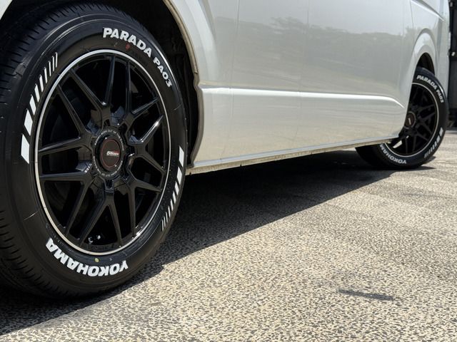 TOYOTA HIACE van 4WD 2020