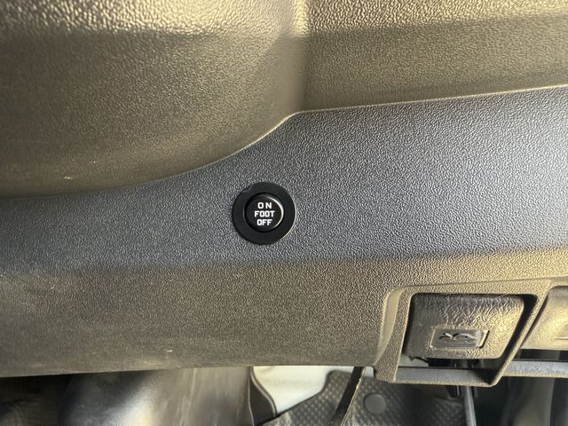 TOYOTA HIACE van 4WD 2020