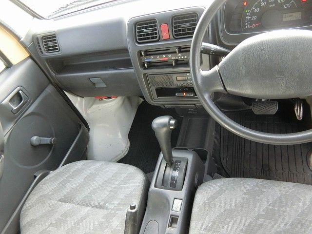 SUZUKI CARRY truck 2013