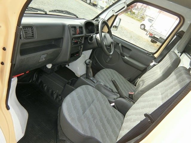 SUZUKI CARRY truck 2013