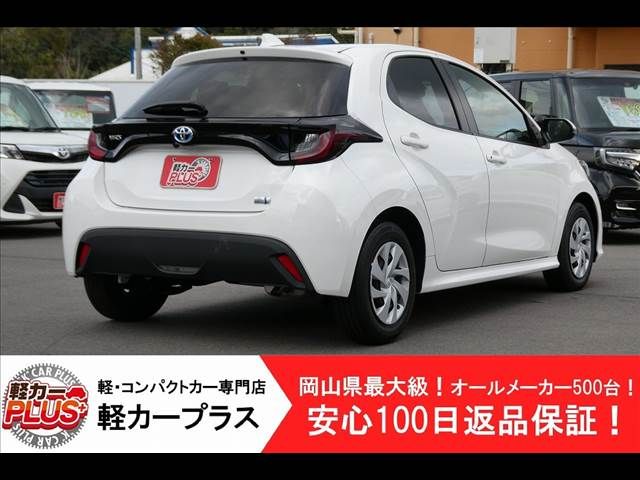 TOYOTA YARIS HYBRID 2021