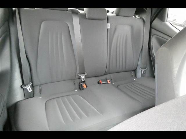 TOYOTA YARIS HYBRID 2021