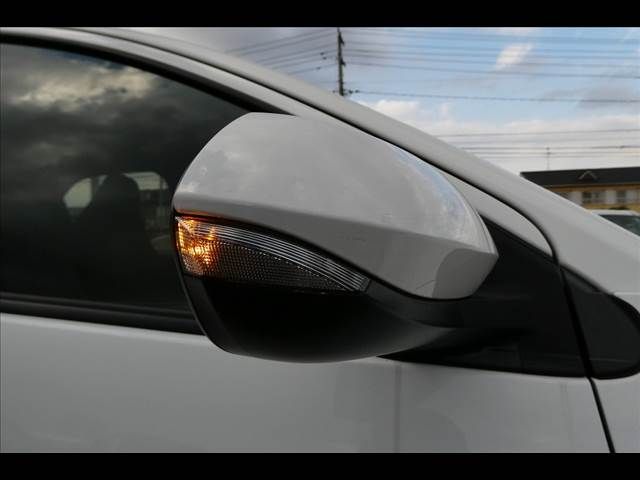 TOYOTA YARIS HYBRID 2021