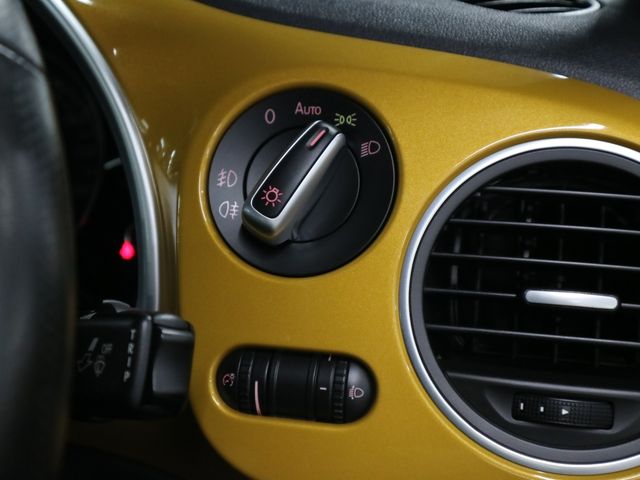 VOLKSWAGEN VOLKSWAGEN The BEETLE 2017