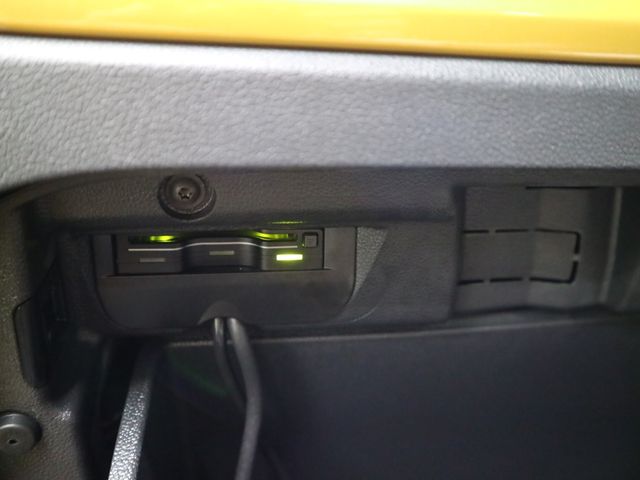 VOLKSWAGEN VOLKSWAGEN The BEETLE 2017